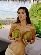 Alessandra Ambrosio nude 8