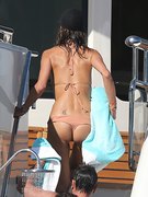 Alessandra Ambrosio nude 0