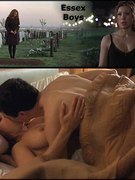 Alex Kingston nude 55