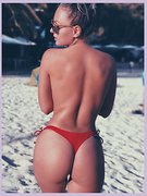 Alexandra Stan nude 7