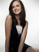 Alexis Bledel nude 12