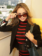 Alexis Dziena nude 6