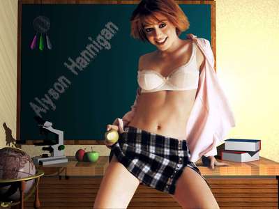 Alyson Hannigan rousing photos