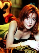 Alyson Hannigan nude 10