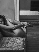 Amanda Pizziconi nude 8