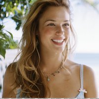 Amanda Righetti Pictures