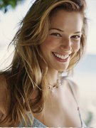 Amanda Righetti nude 11