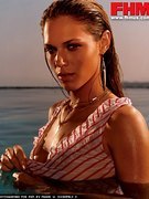 Amanda Righetti nude 27