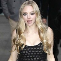 Tempting Amanda Seyfried pics! 