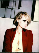 Amber Valletta nude 4