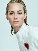 Amber Valletta nude 9