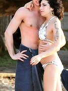 Amy Winehouse nude 72