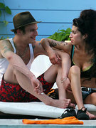 Amy Winehouse nude 79