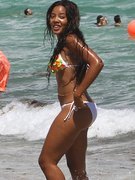Angela Simmons nude 3