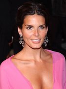 Angie Harmon nude 1