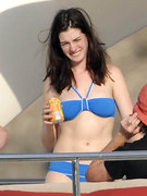 Anne Hathaway nude 185