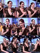 Anne Hathaway nude 22