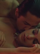 Anne Hathaway nude 95