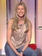 Anne Igartiburu nude 15