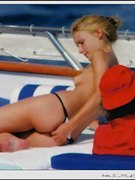 Araba Dellutri nude 2
