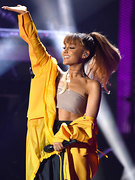 Ariana Grande nude 12