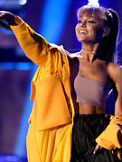 Ariana Grande nude 13