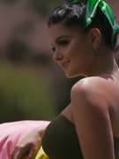 Ariel Winter nude 25