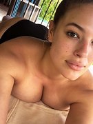 Ashley Graham nude 0