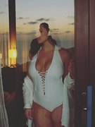 Ashley Graham nude 6