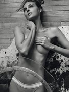 Autumn Holley nude 19