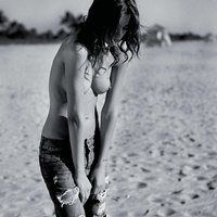 Belen Bergagna topless and sexy
