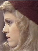 Bernadette Peters nude 19