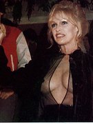 Bobbie Bresee nude 9