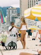 Bregje Heinen nude 30