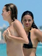 Cara Delevigne nude 5