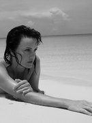 Carla Gugino nude 0