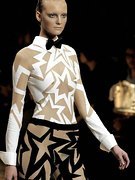 Caroline Trentini nude 6