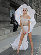 Caroline Vreeland nude 9