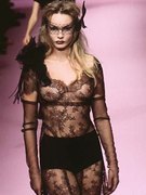 Carolyn Park nude 32