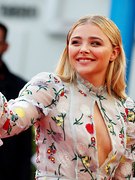 Chloe Moretz nude 2