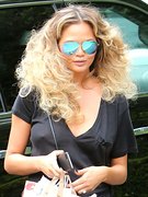 Chrissy Teigen nude 2