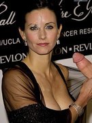 Courteney Cox nude 133