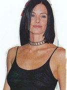 Courteney Cox nude 0