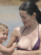 Courteney Cox nude 70