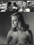 Cybill Shepherd nude 32