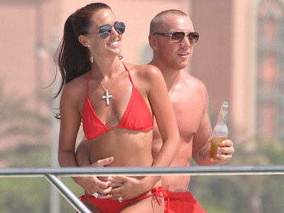 Danielle Lloyd has removed the implants