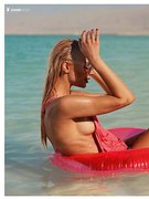 Dasha Snezhnaya nude 9