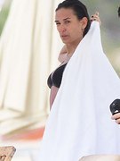 Demi Moore nude 8