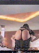 Demi Moore nude 210