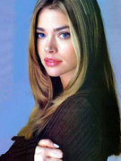 Denise Richards nude 4